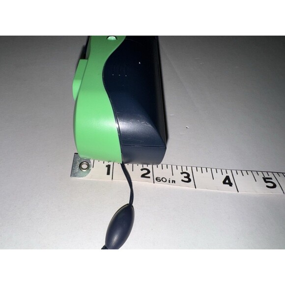 Polaroid i-Zone Green Instant Film Pocket Camera & Wrist Strap Vintage 2000 - Picture 10 of 10